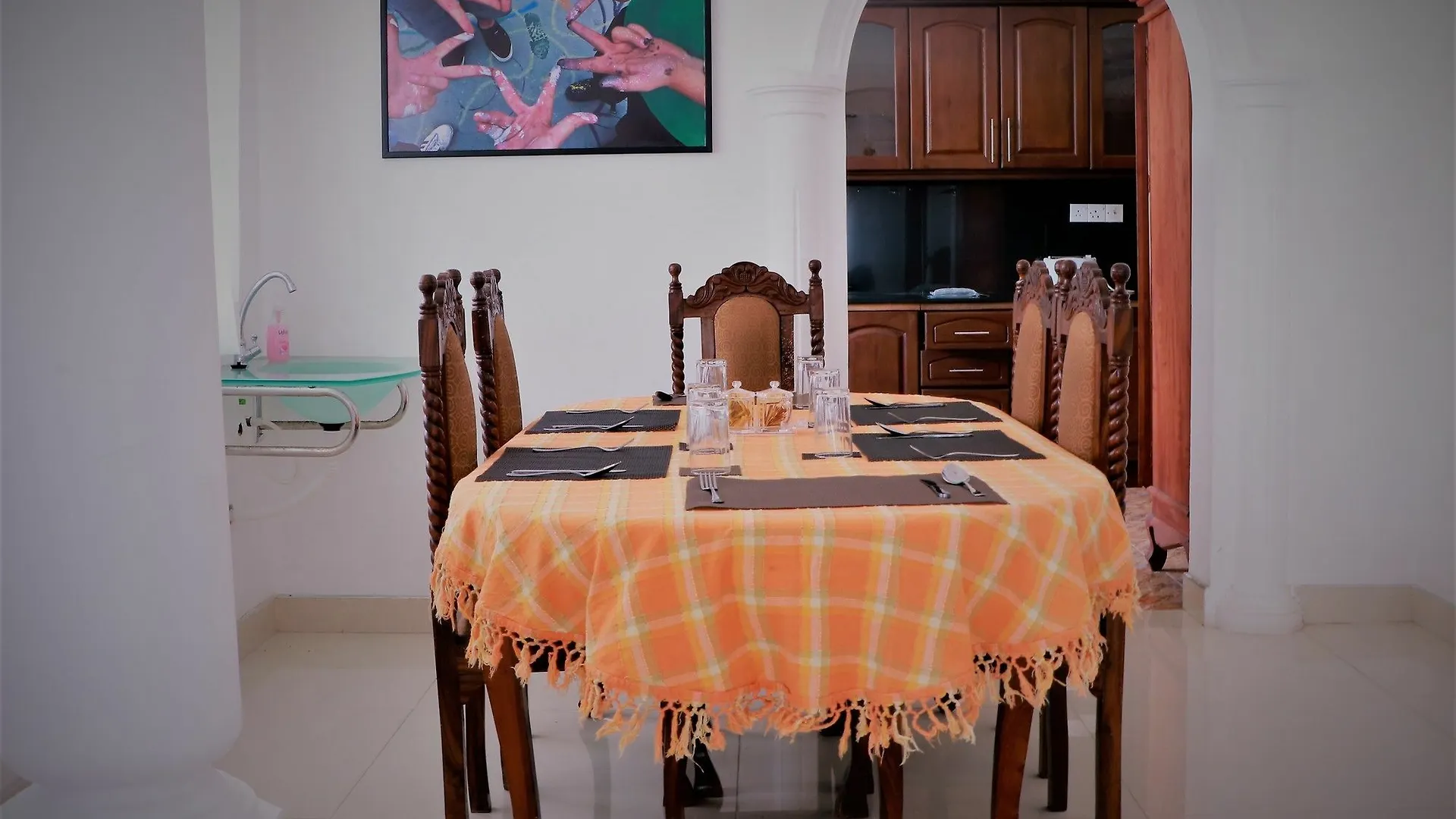 Eos Hostels Ettukala