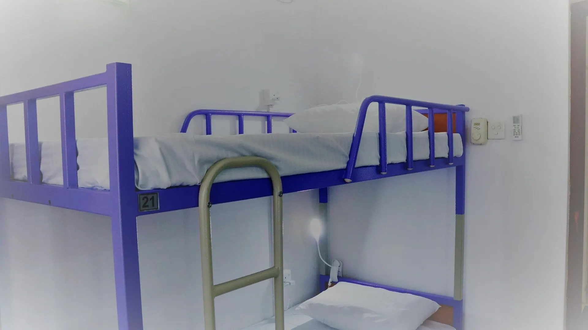 Eos Hostels Ettukala